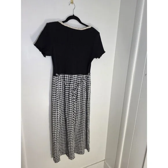 Ms. Conduct Black White Gingham A-Line Long Dress Lace Collar Decorative Buttons - Picture 5 of 5